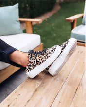 Load image into Gallery viewer, Don't Be A Cheat-A Sneaks
